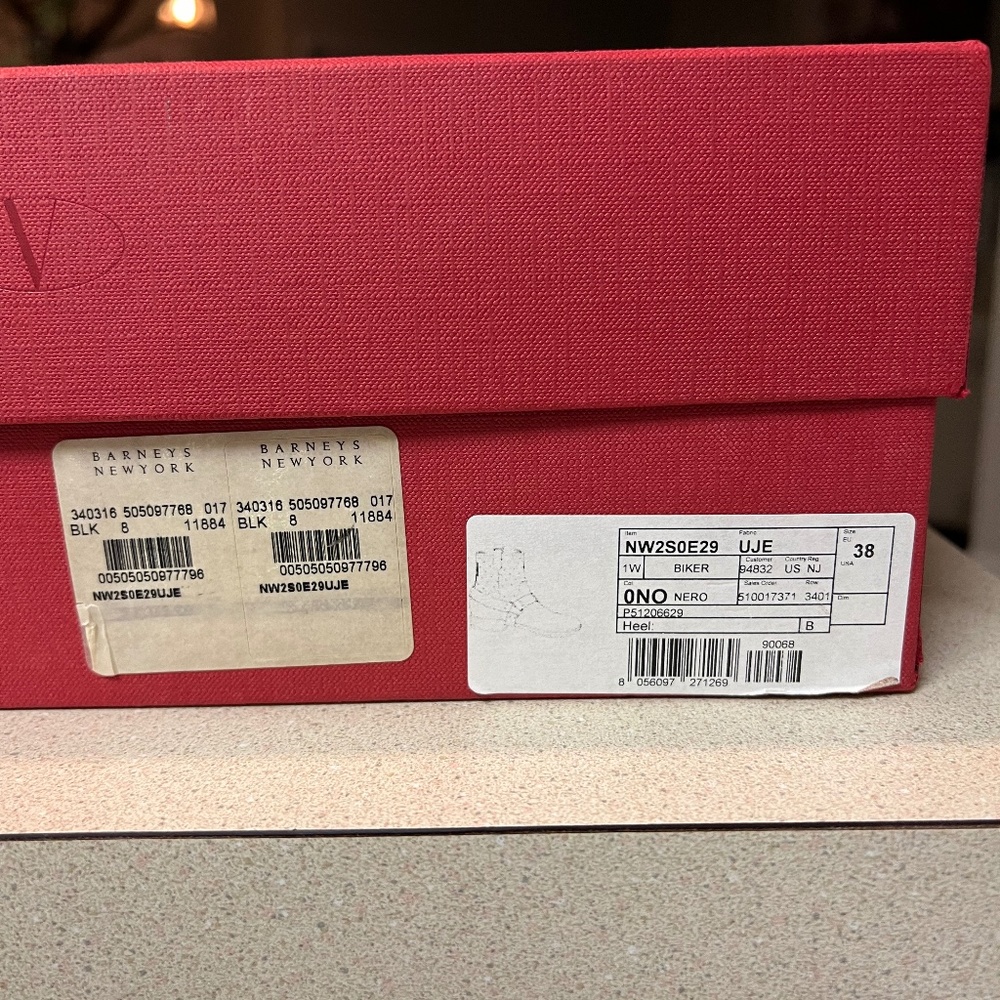 Valentino Garavani Rockstud Moto Boots - size 38